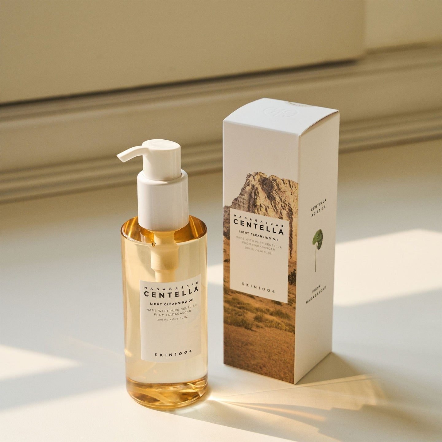 SKIN1004 Madagascar Centella Light Cleansing Oil — 200 мл